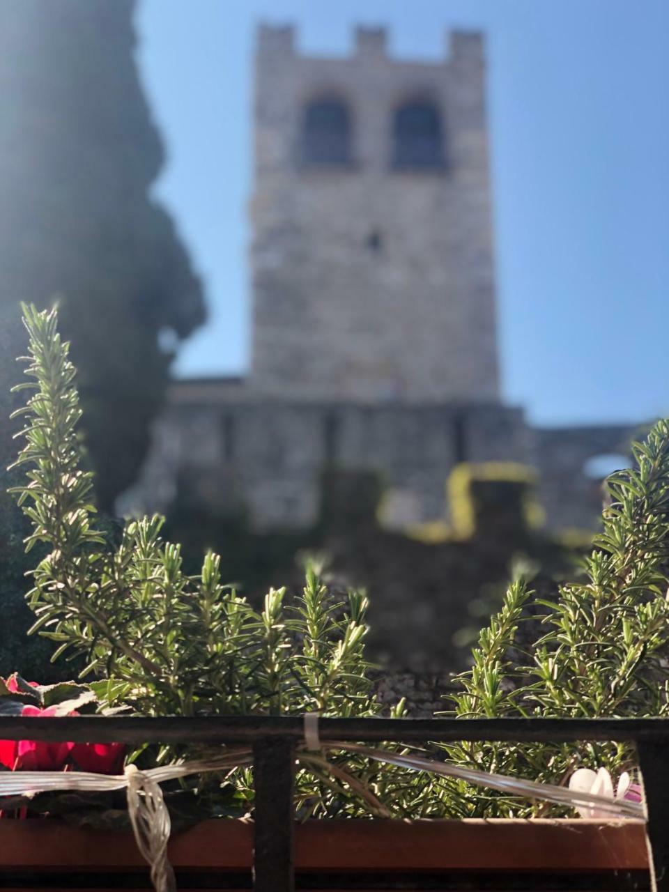 The Queen Tower Desenzano del Garda Exterior foto